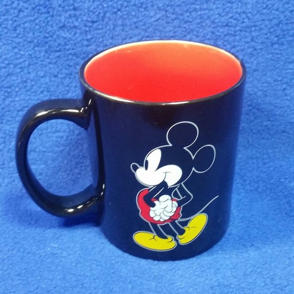 Disney Mickey Mouse Mug Black and Red Coffee Mug Iconic Mickey Pre-owned No Box - Picture 5 of 10